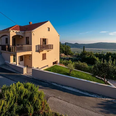 In Konavle Region Gruda Апартаменты